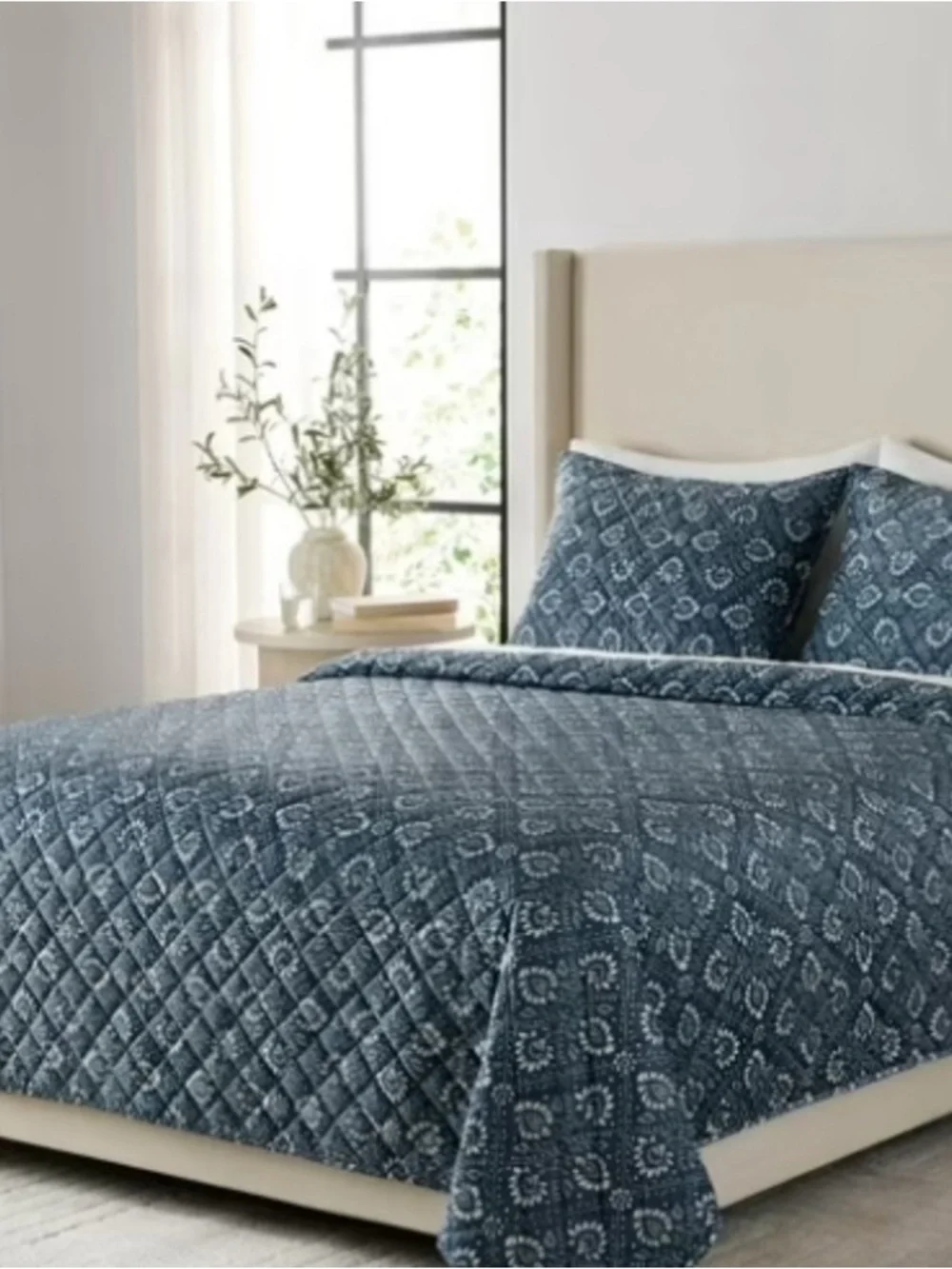 BNWT 3 pcs Member's Mark Velvet Quilt Set - Navy Floral King coverlet+ 2 shams